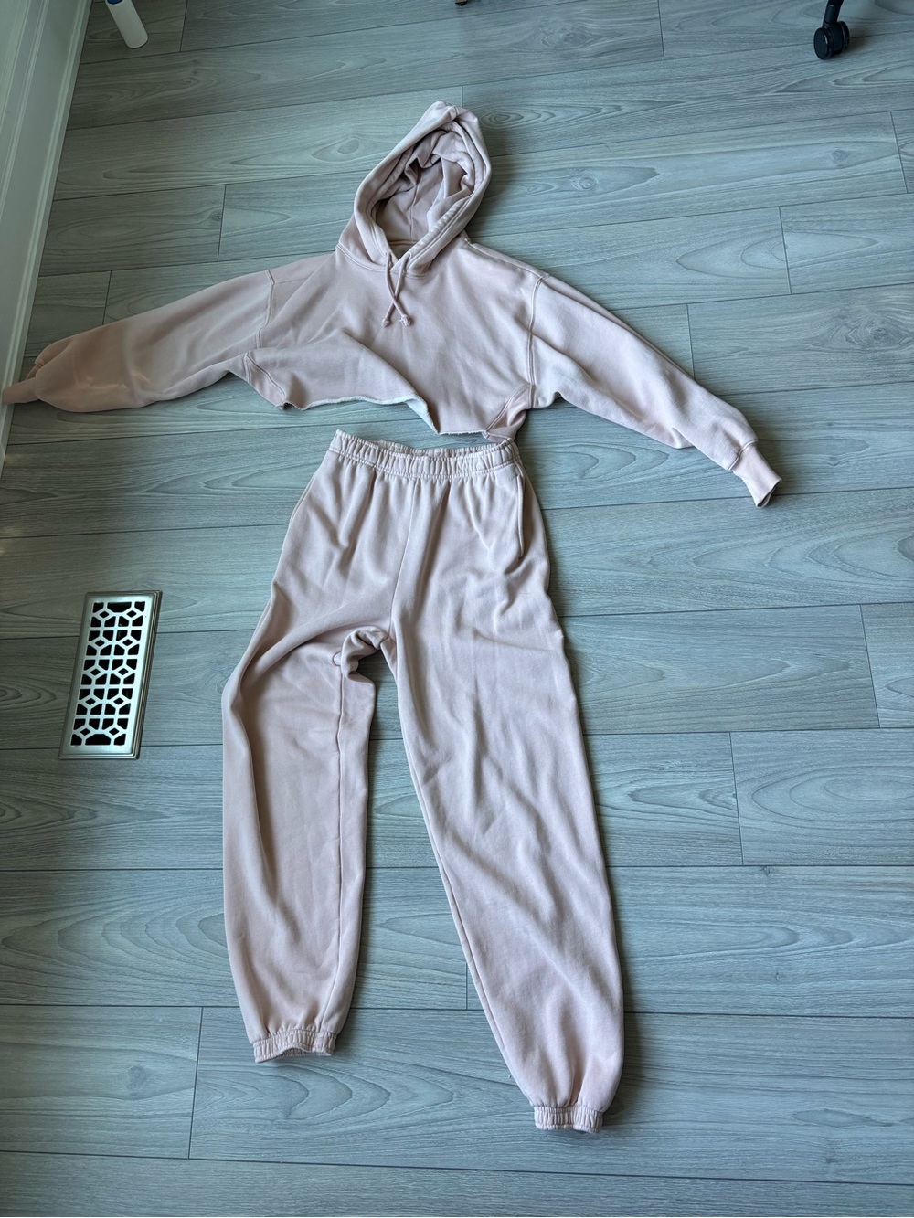 ARTIZIA TNA Cropped Hoodie and Joggers Set